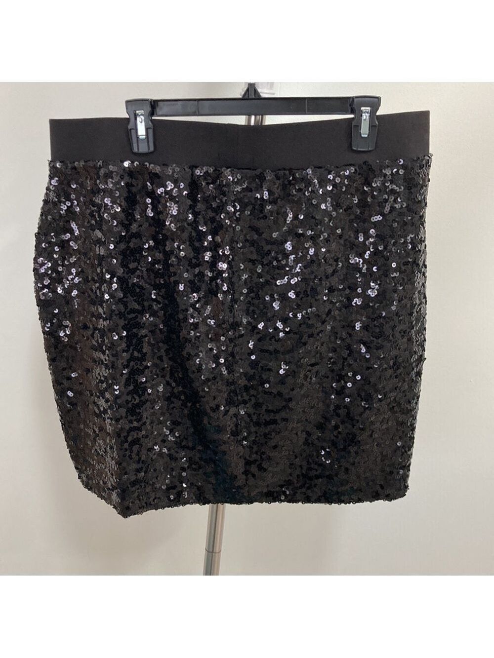 TORRID Sequin Mini Skirt - Picture 3 of 8